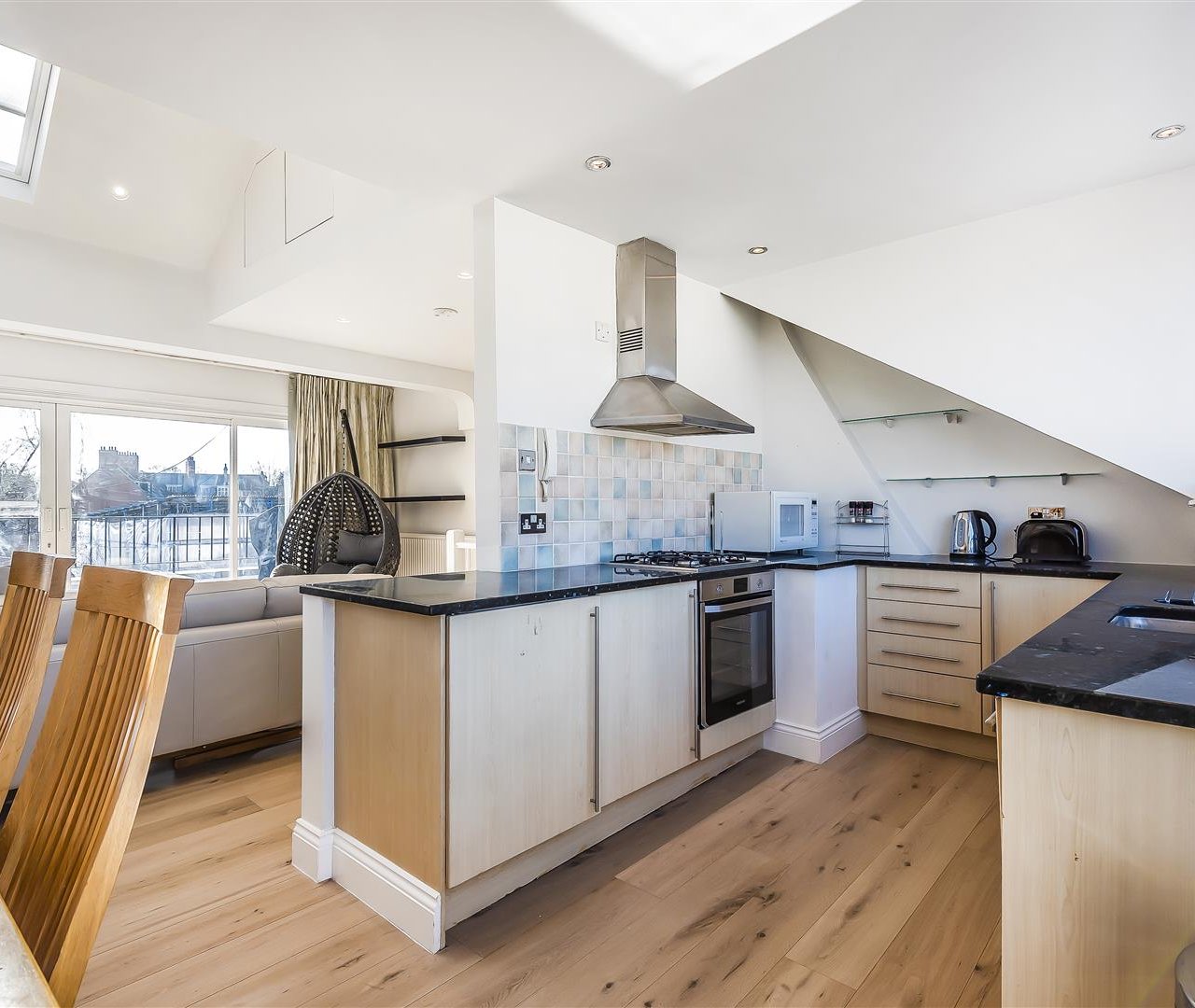 Carlingford Road, Hampstead, NW3 1RY