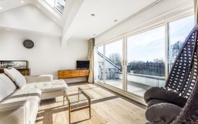 Carlingford Road, Hampstead, NW3 1RY