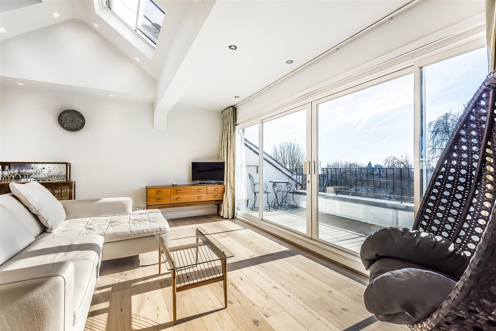 Carlingford Road, Hampstead, NW3 1RY
