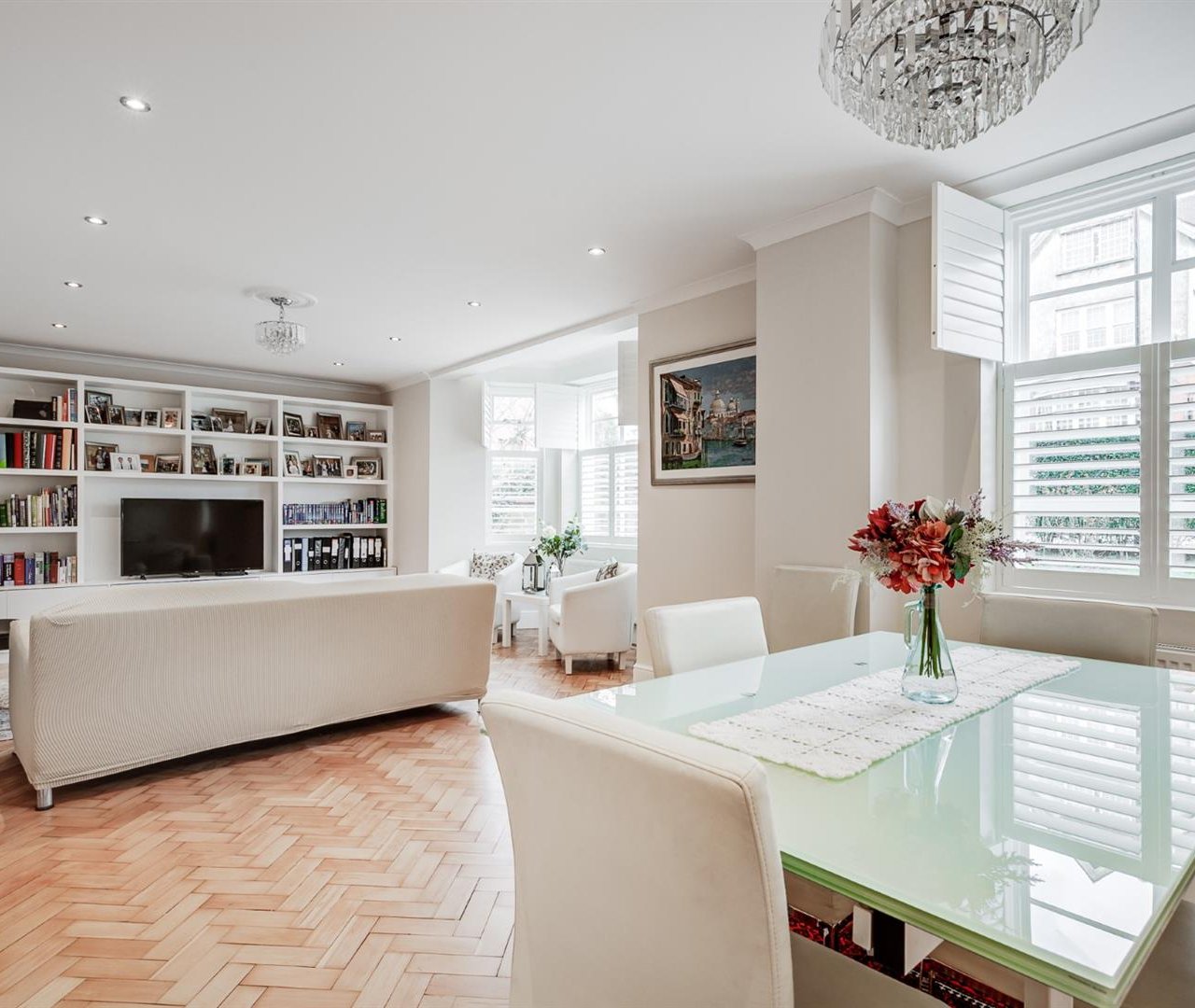 Frognal Lane Hampstead NW3 7EA