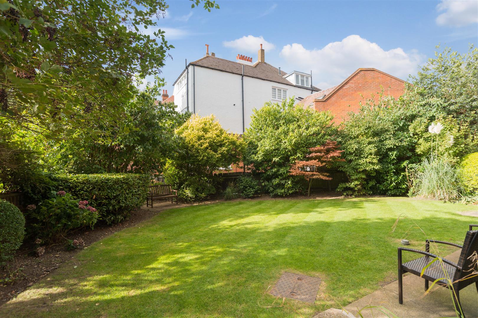 Frognal Lane Hampstead NW3 7EA