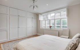 Frognal Lane Hampstead NW3 7EA