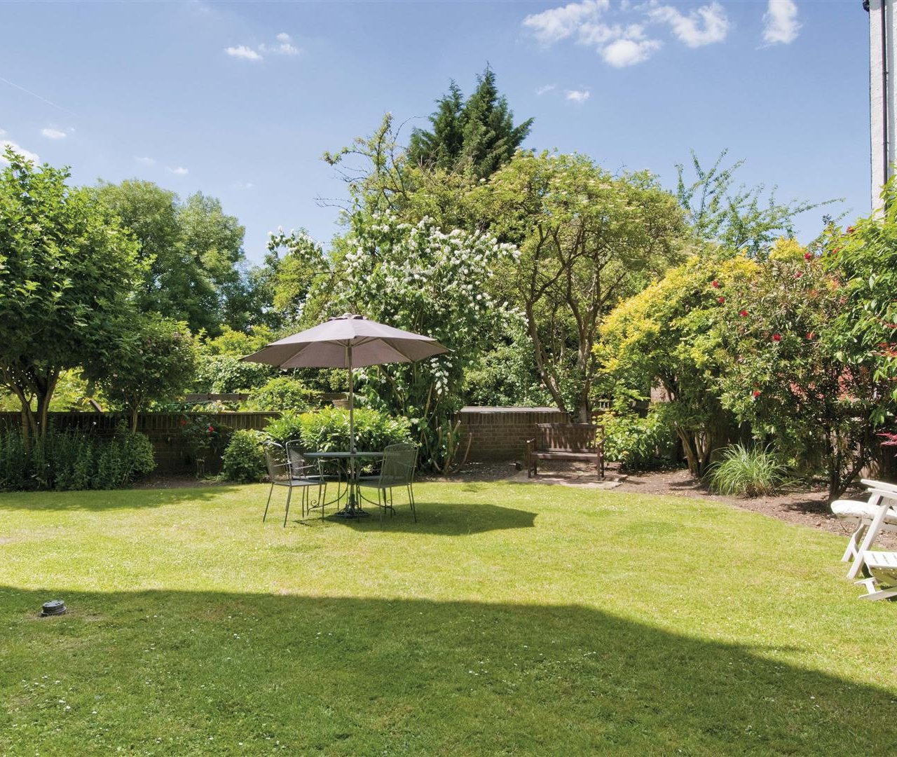 Frognal Lane Hampstead NW3 7EA