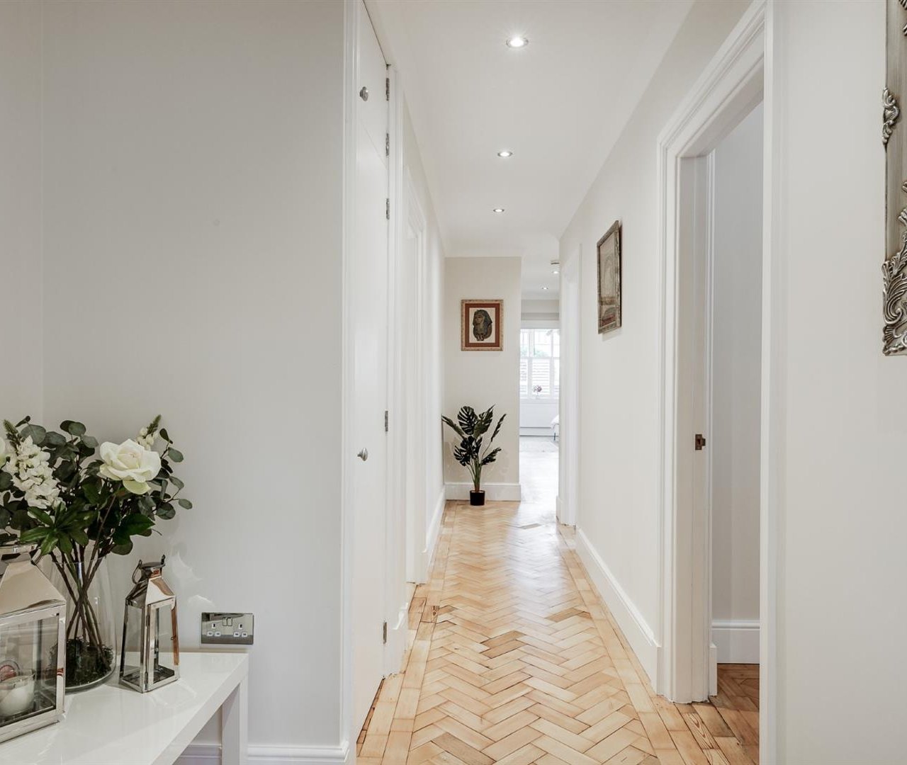 Frognal Lane Hampstead NW3 7EA