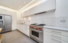New End, Hampstead, NW3 1JD