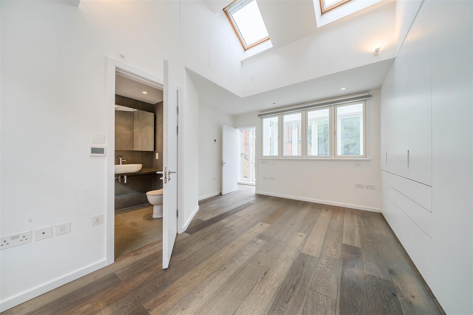 New End, Hampstead, NW3 1JD