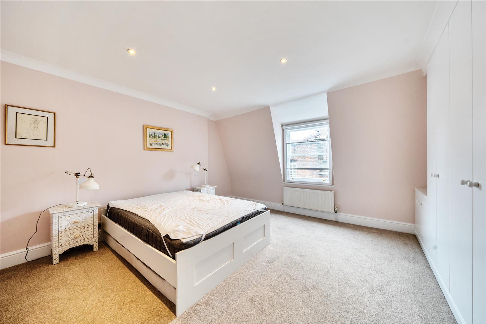 Flask Walk Hampstead NW3 1HE