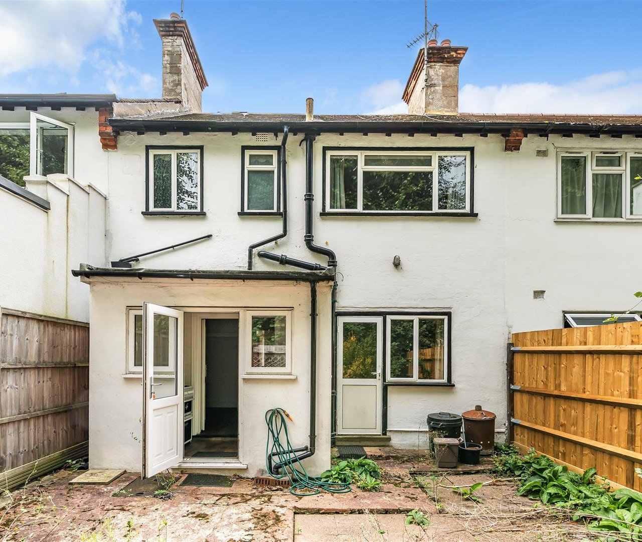 North End Road Golders Green NW11 7TA