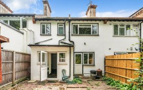 North End Road Golders Green NW11 7TA