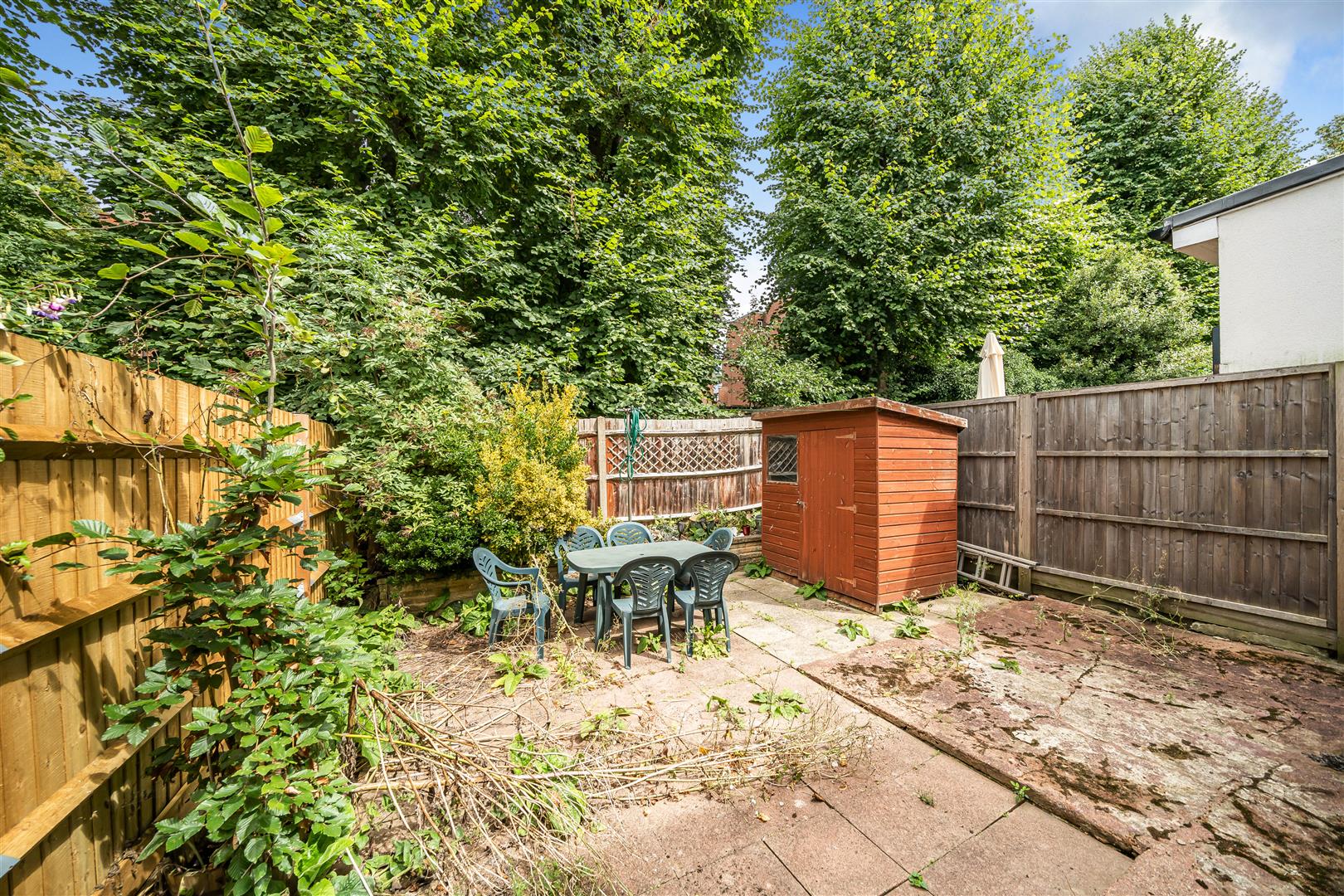 North End Road Golders Green NW11 7TA