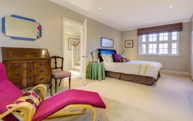 Corringham Road Hampstead Garden Suburb NW11 7EG