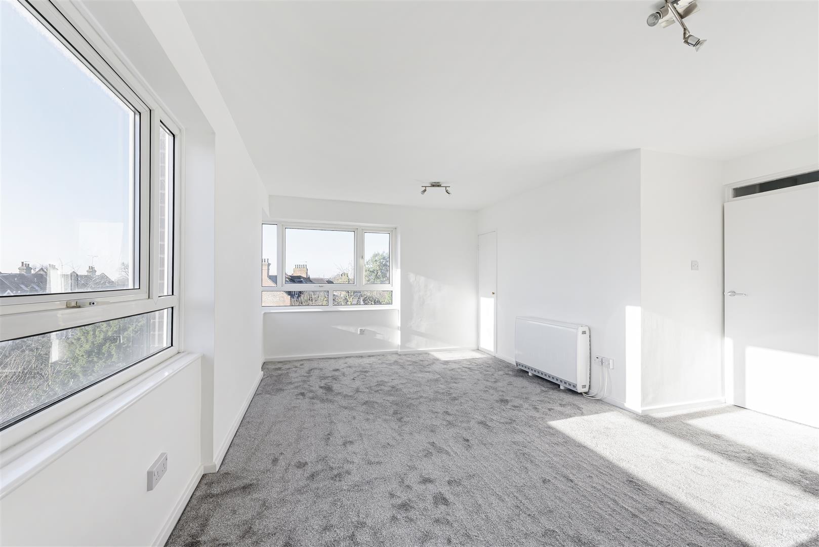 Fortis Green, London, N2 9ER