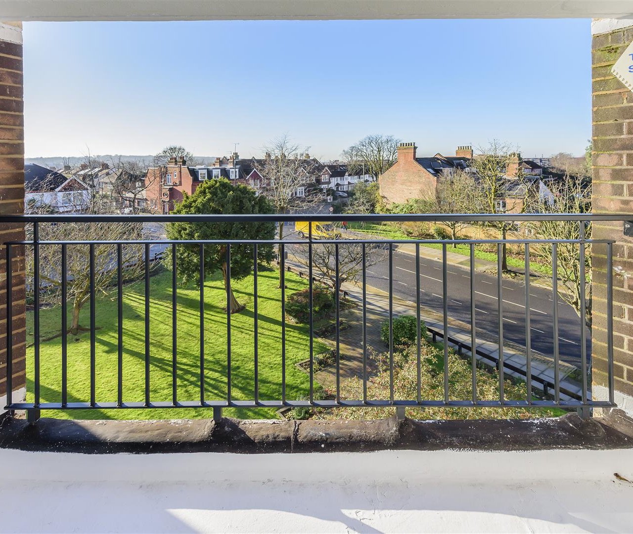Fortis Green, London, N2 9ER