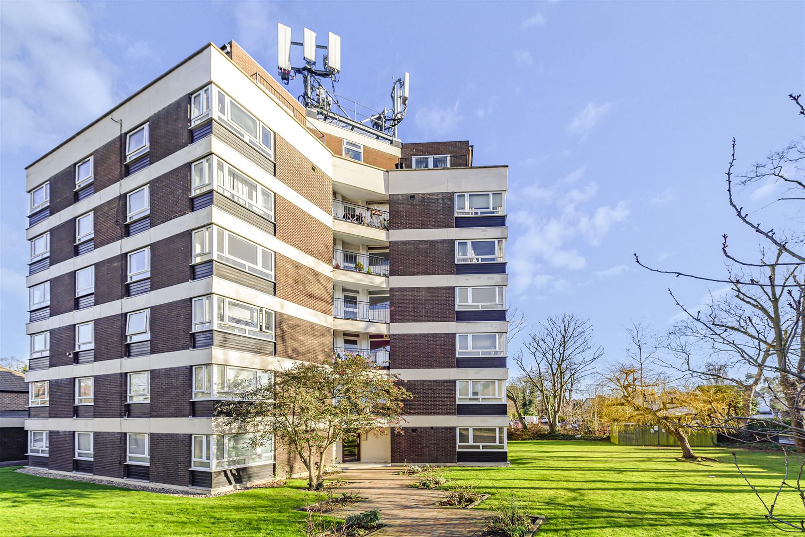 Fortis Green, London, N2 9ER