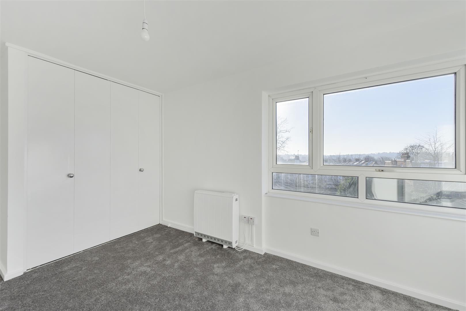Fortis Green, London, N2 9ER