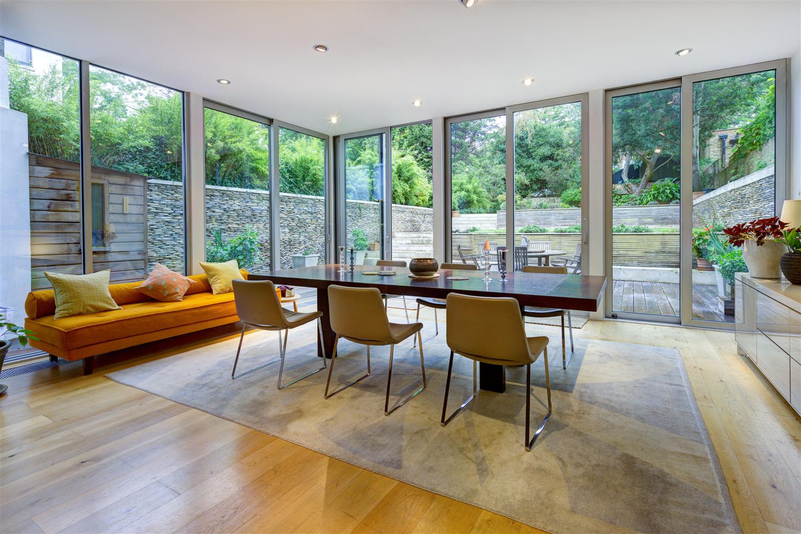 Canfield Gardens South Hampstead NW6 3EE