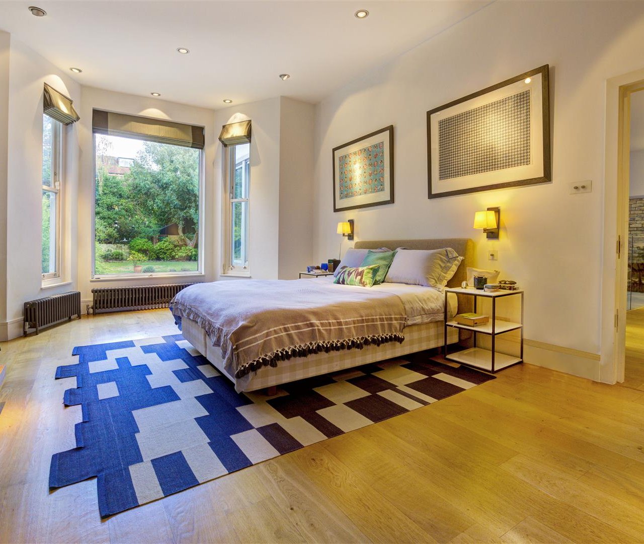 Canfield Gardens South Hampstead NW6 3EE