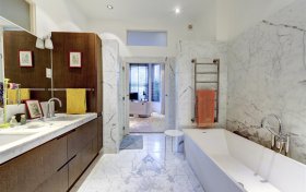 Canfield Gardens South Hampstead NW6 3EE