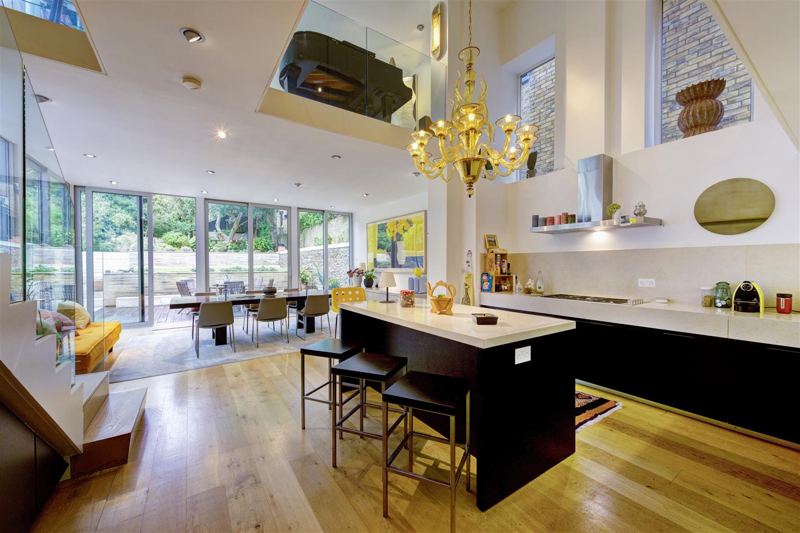 Canfield Gardens South Hampstead NW6 3EE