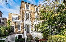 Parkhill Road Belsize Park NW3 2YH