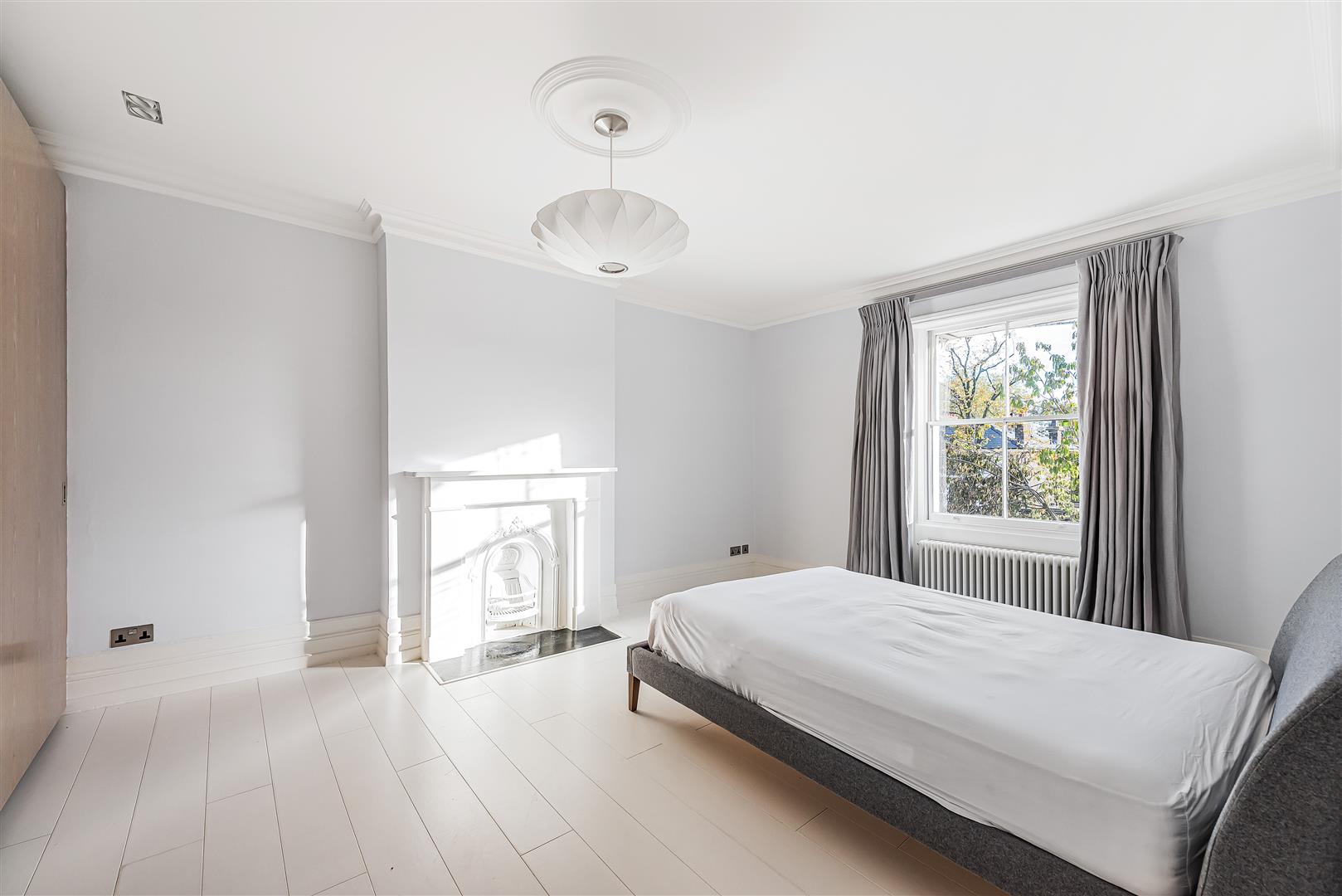 Parkhill Road Belsize Park NW3 2YH