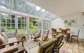 Wildwood Road Hampstead Garden Suburb NW11 6UP