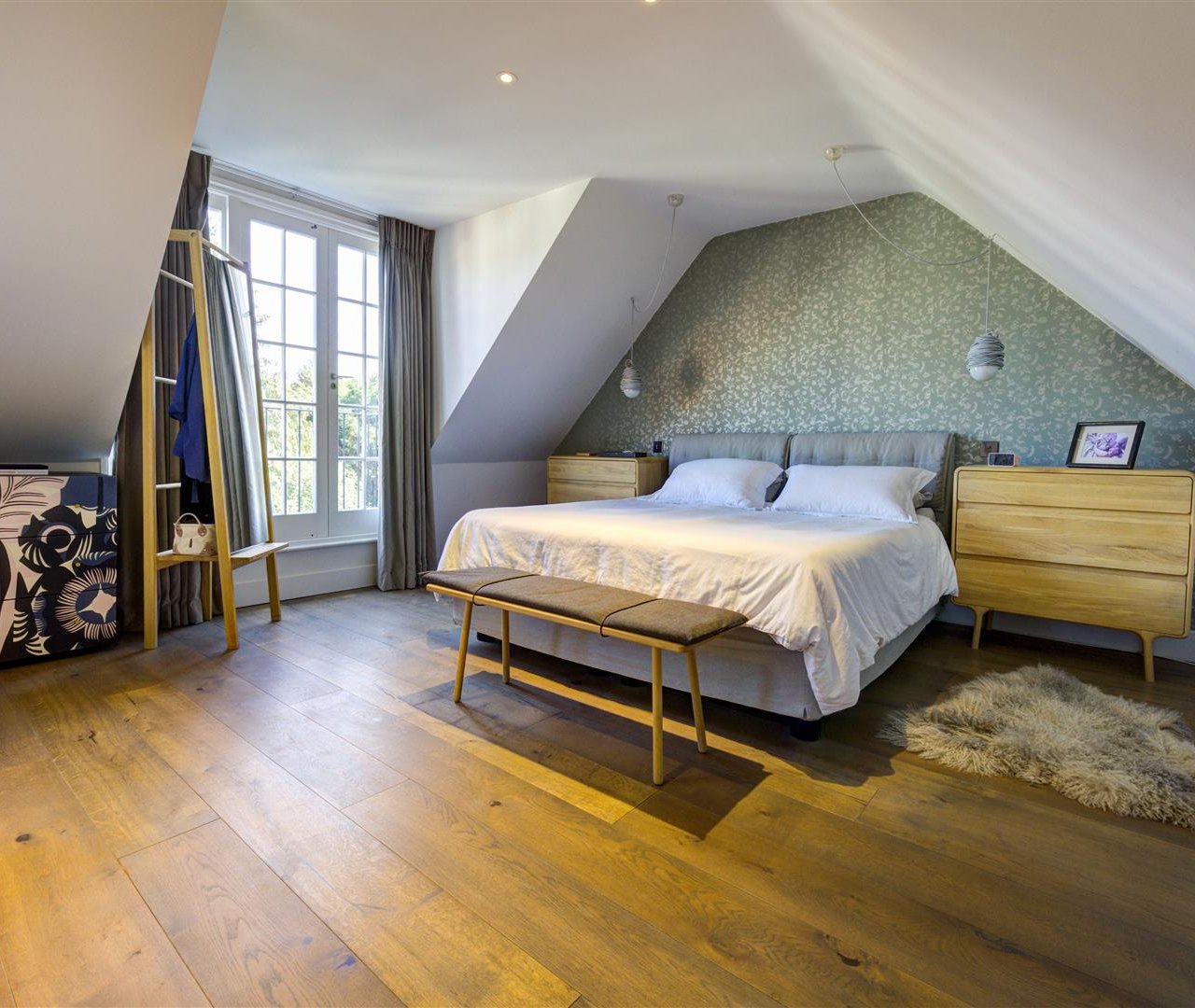 Park Drive Golders Hill Park NW11 7SN