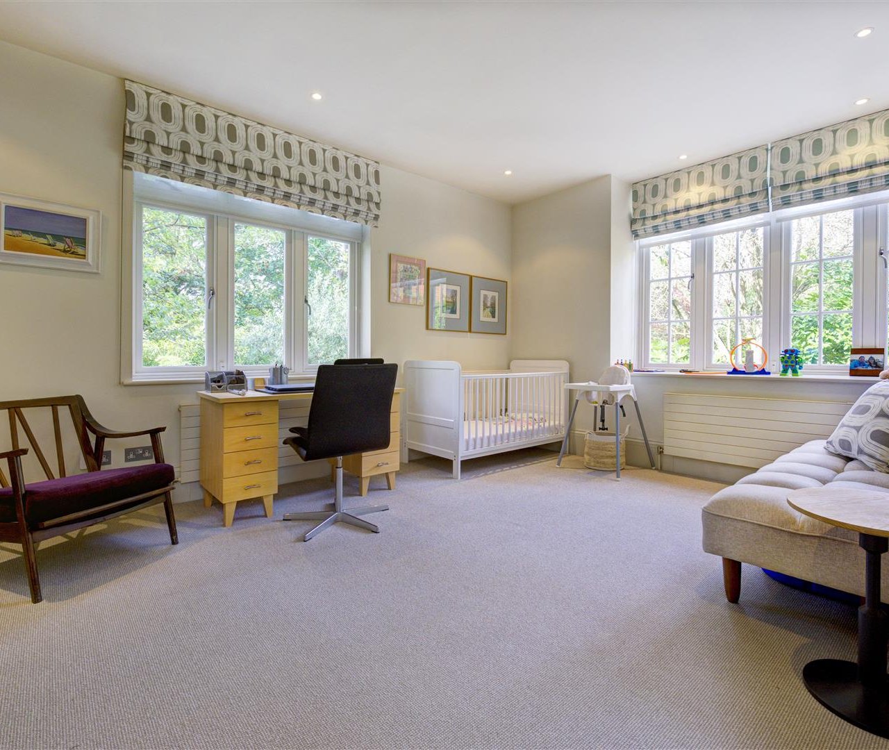 Bracknell Gardens Hampstead NW3 7EE