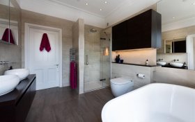 Lyndhurst Road Hampstead NW3 5PX