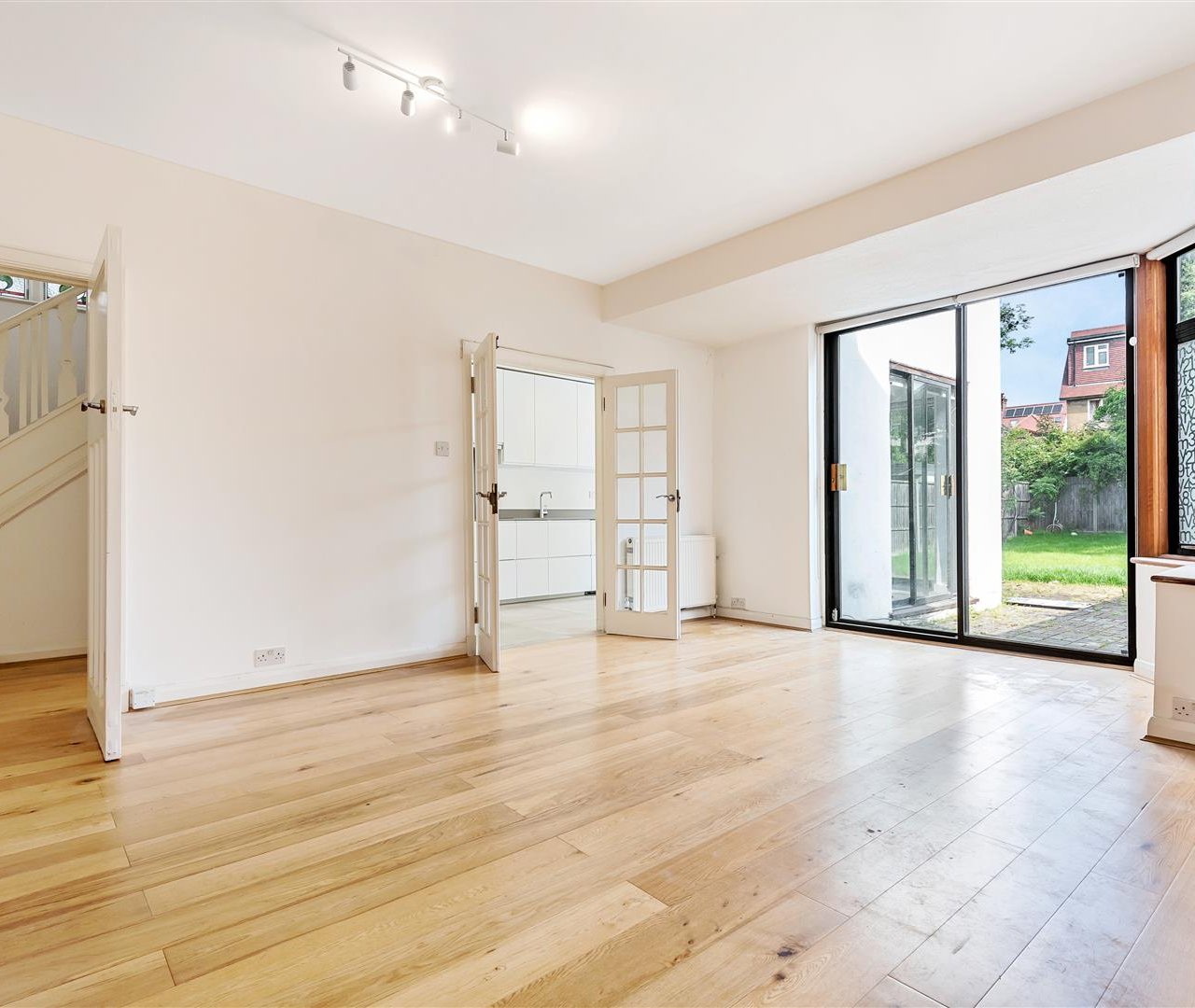 Dunstan Road, Golders Green, NW11 8AA