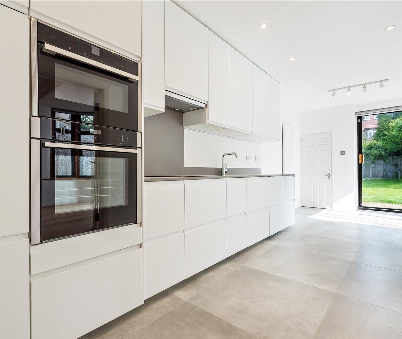 Dunstan Road, Golders Green, NW11 8AA