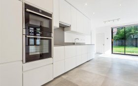 Dunstan Road, Golders Green, NW11 8AA