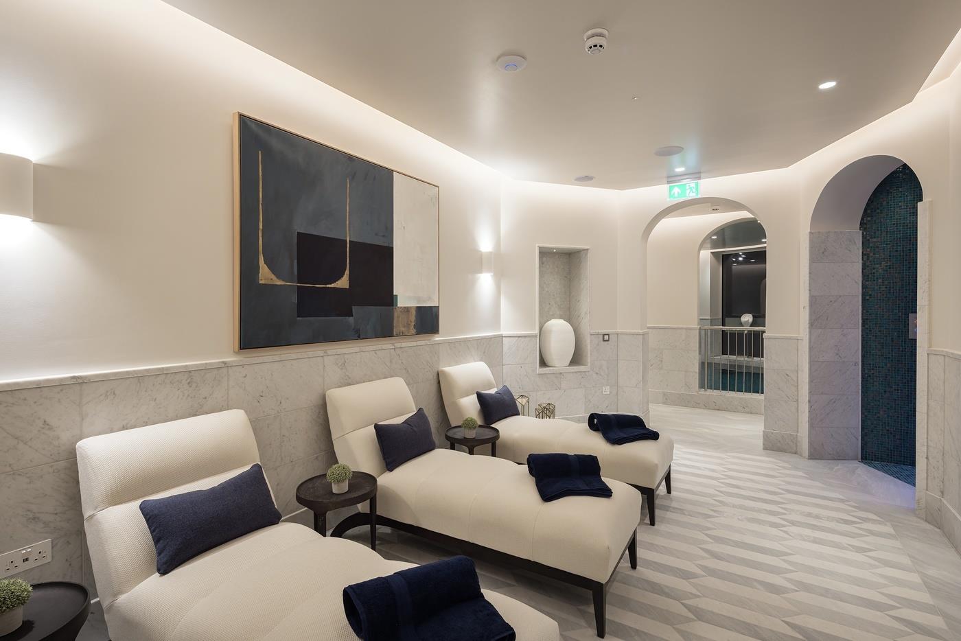 Fitzjohn’s Avenue Hampstead Village NW3 6PD