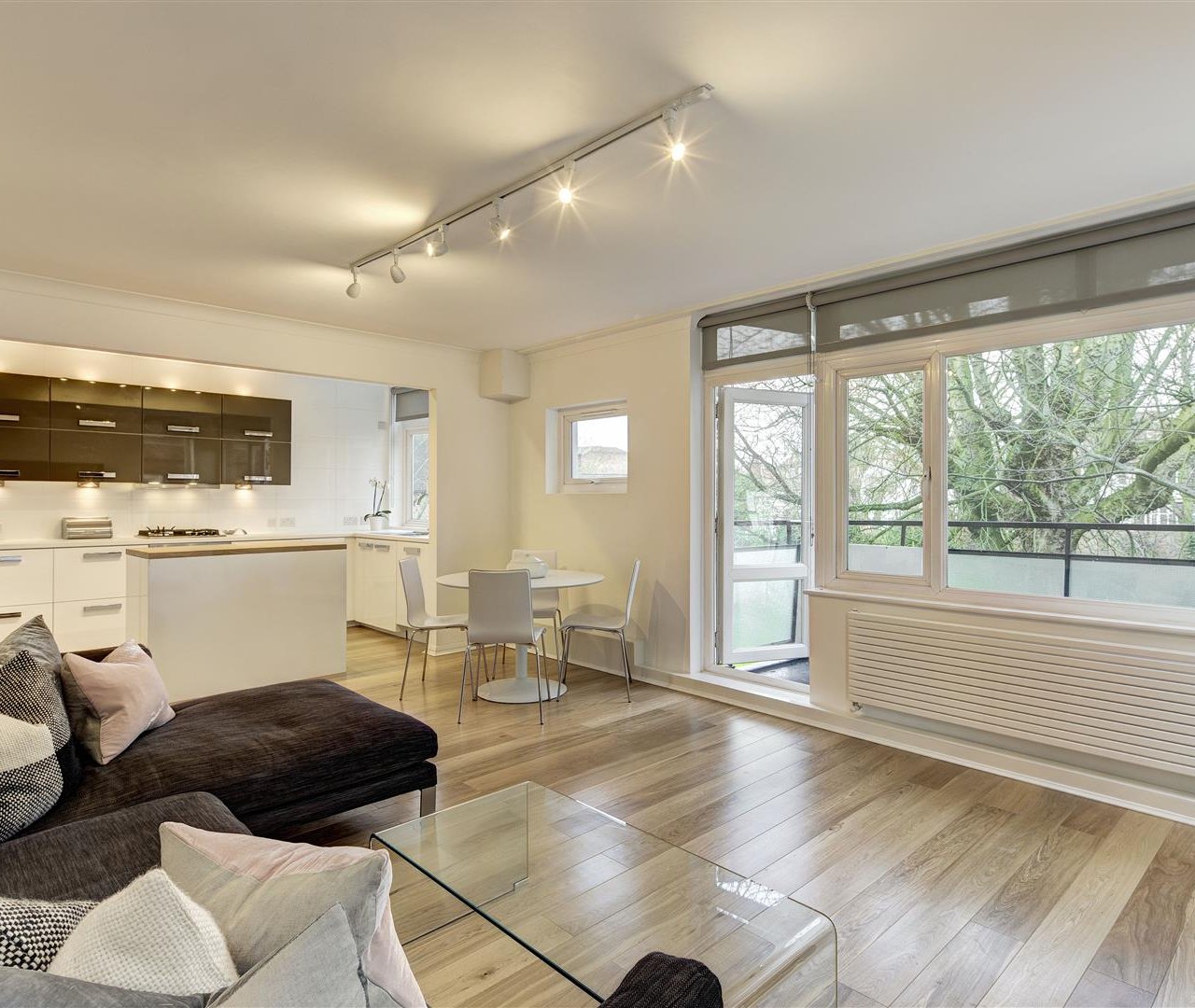 West Heath Avenue Golders Green NW11 7QU