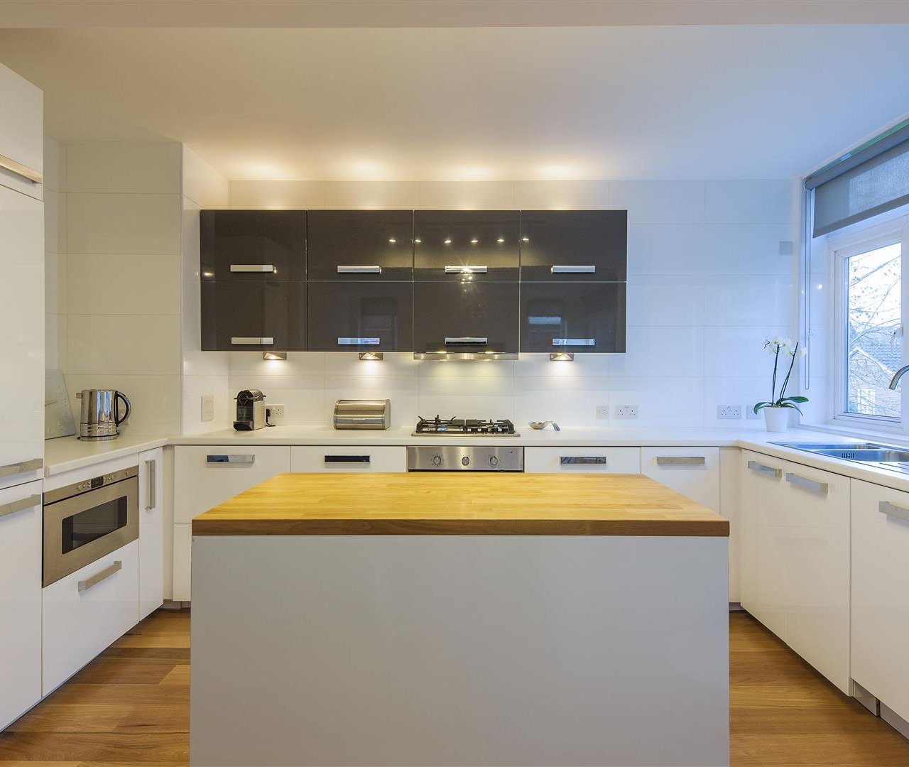 West Heath Avenue Golders Green NW11 7QU