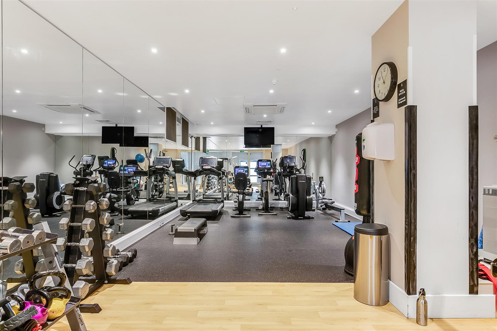 Frognal Rise Hampstead NW3 6PZ