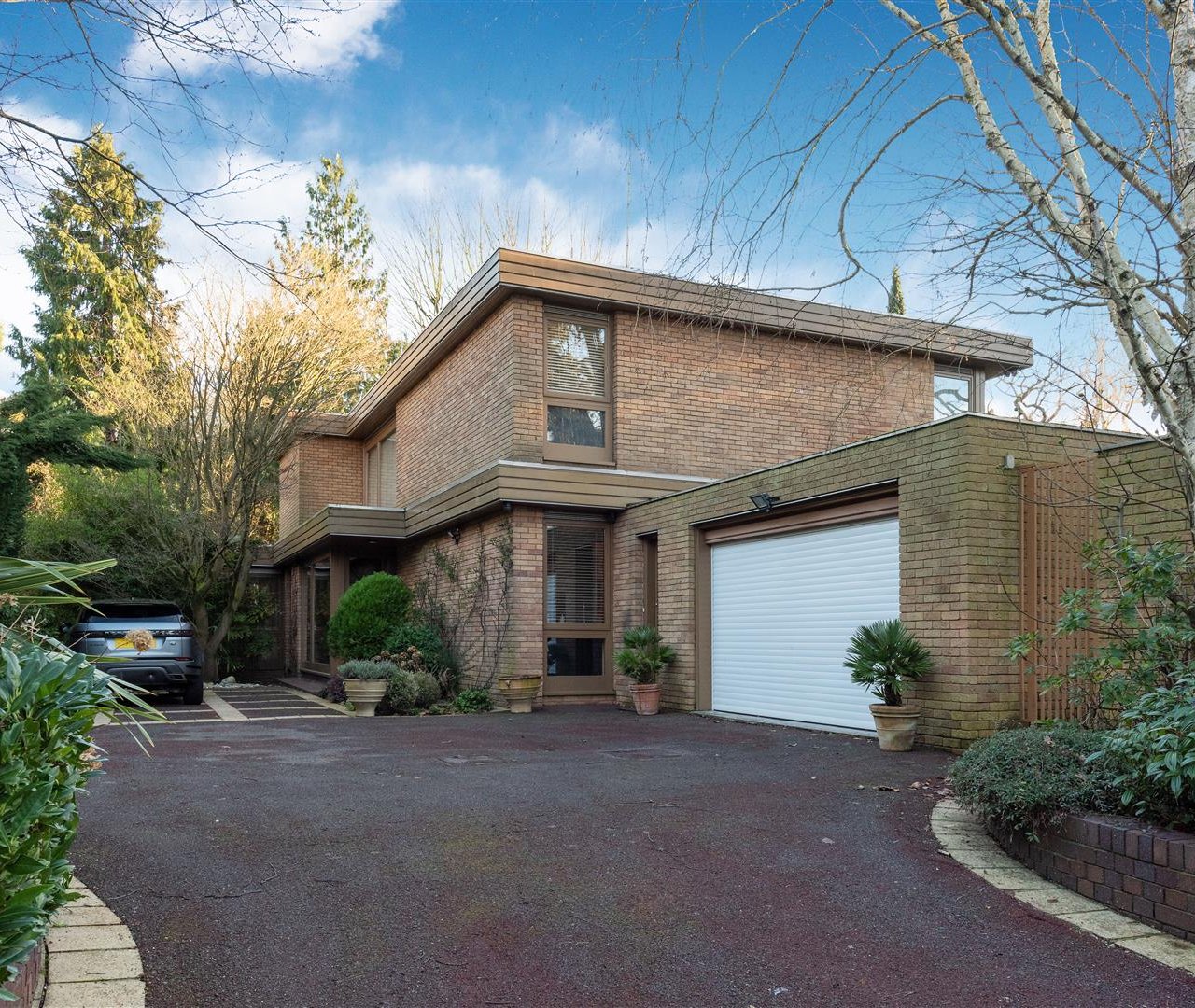 Elm Walk Hampstead NW3 7UP