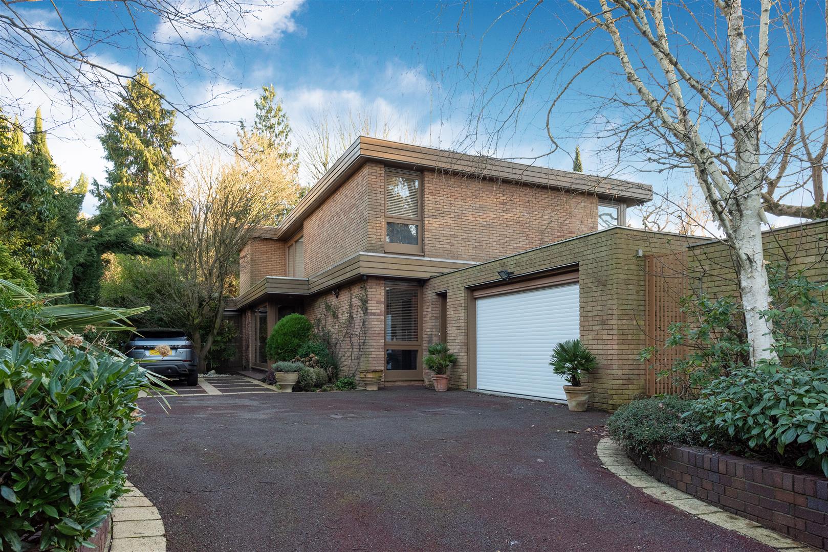 Elm Walk Hampstead NW3 7UP