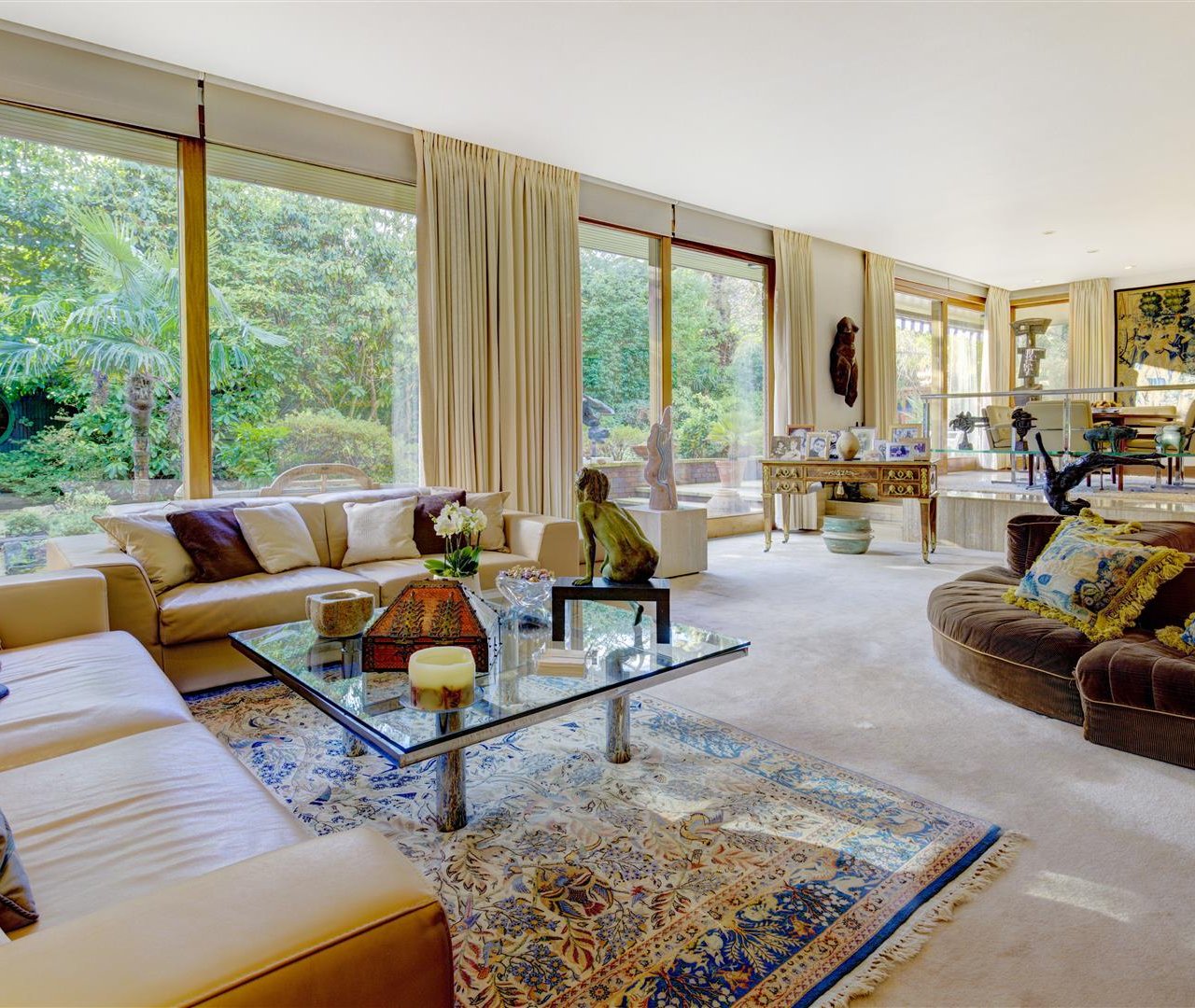 Elm Walk Hampstead NW3 7UP