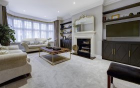 Armitage Road Golders Green NW11 8QT