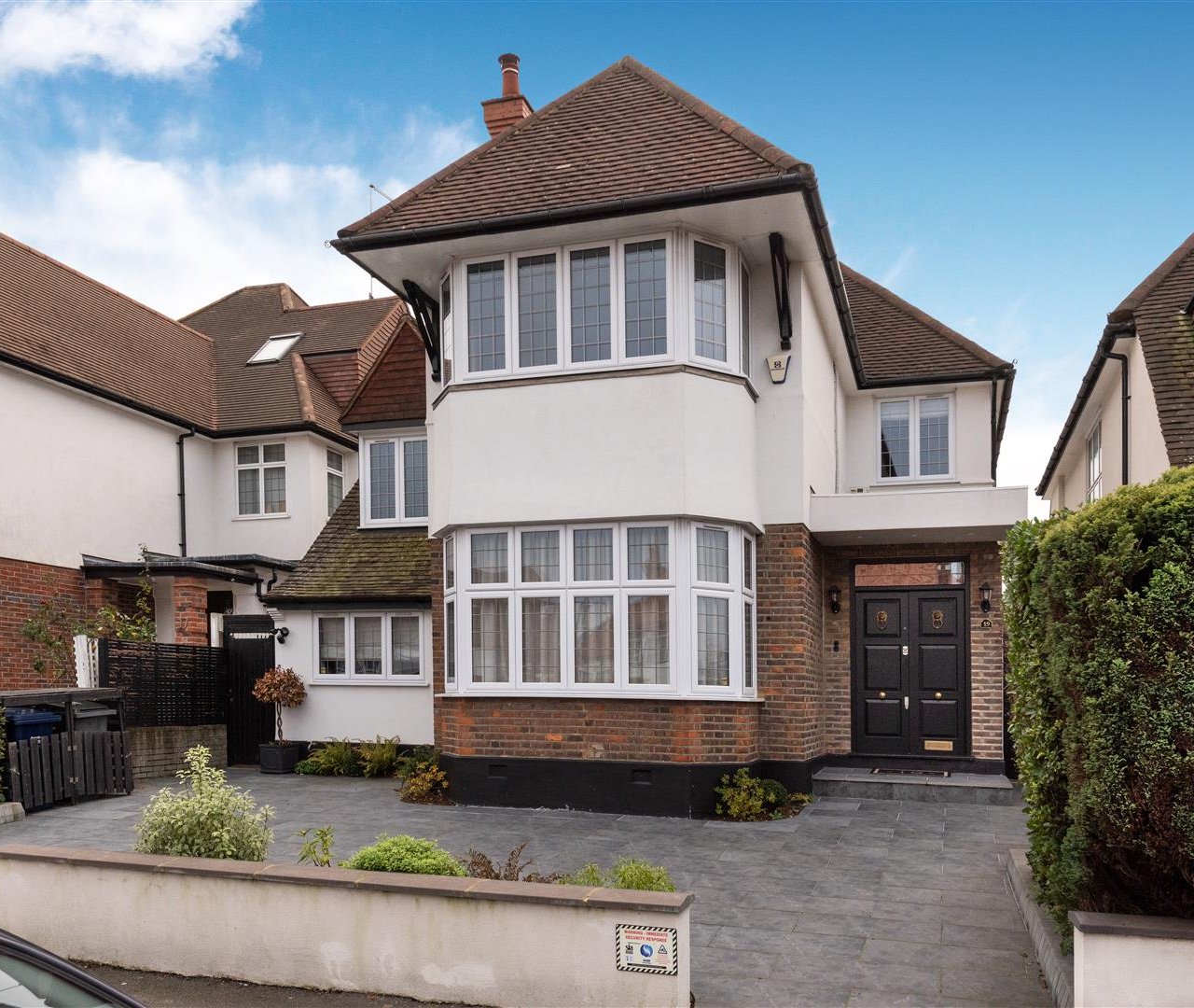 Armitage Road Golders Green NW11 8QT