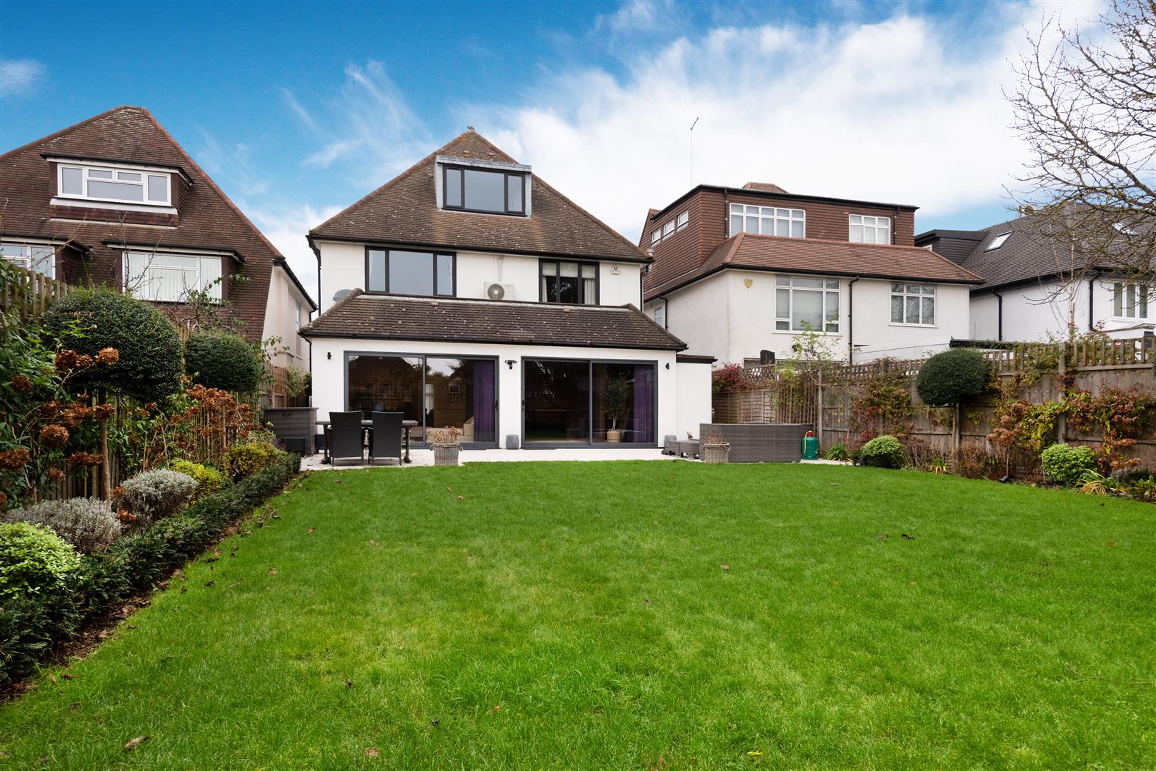 Armitage Road Golders Green NW11 8QT