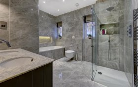 Armitage Road Golders Green NW11 8QT