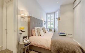 Netherhall Gardens, Hampstead, NW3 5TN