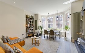 Netherhall Gardens, Hampstead, NW3 5TN
