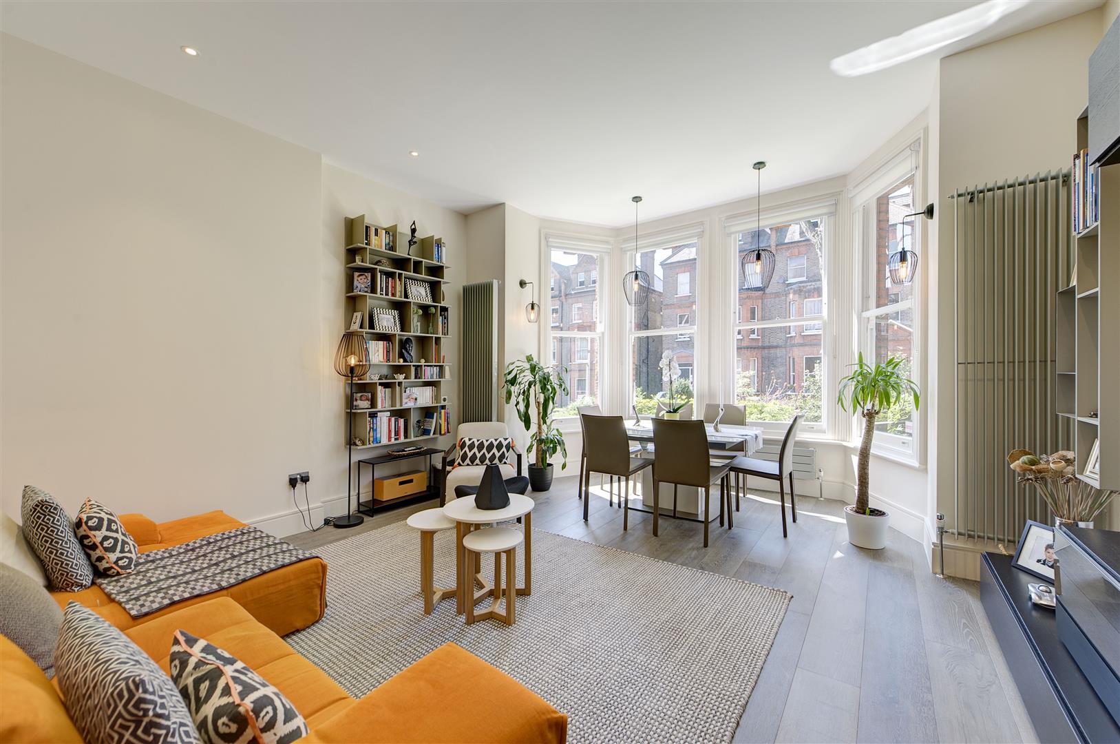 Netherhall Gardens, Hampstead, NW3 5TN