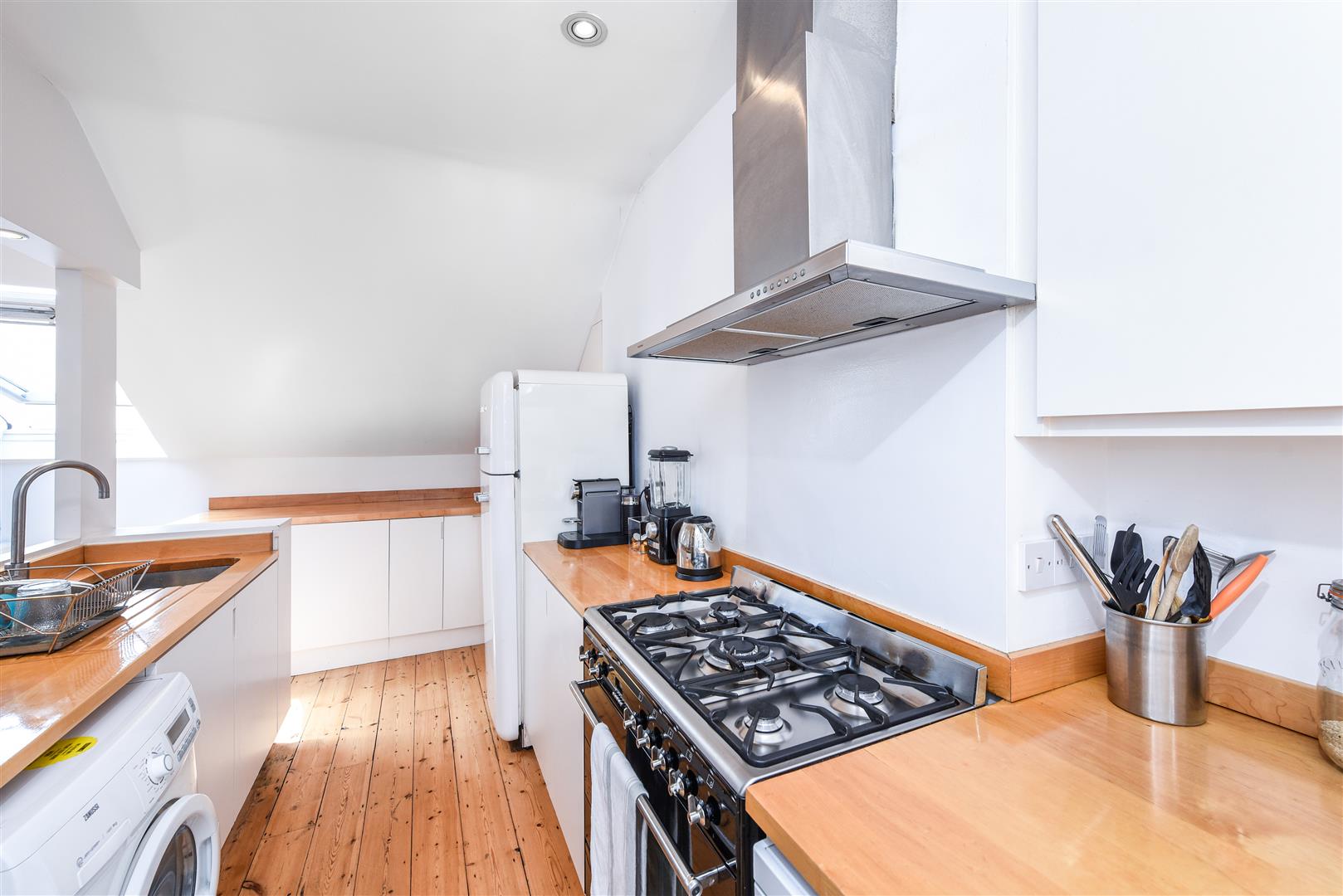 Ellerdale Road, Hampstead Village, NW3 6BB