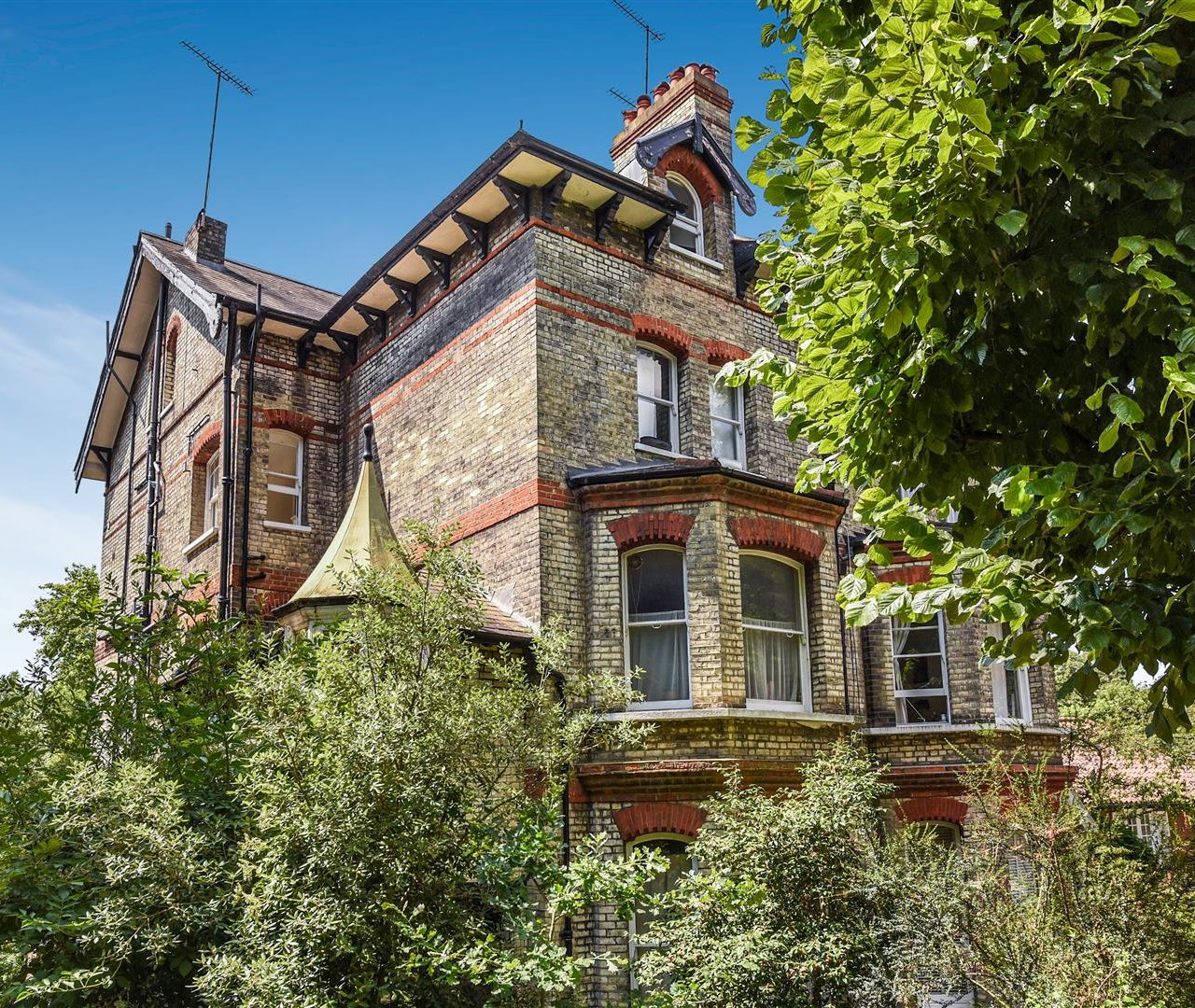 Ellerdale Road, Hampstead Village, NW3 6BB