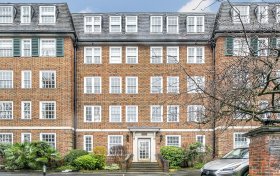 Prince Arthur Road Hampstead Village NW3 5UB