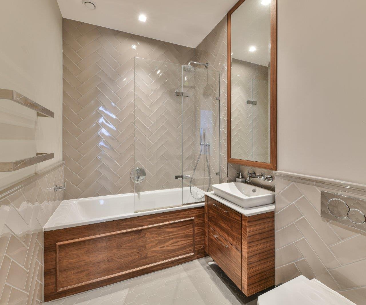 Kidderpore Avenue London NW3 7SU